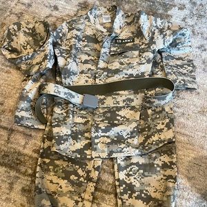 Boys costume 8-10 youth